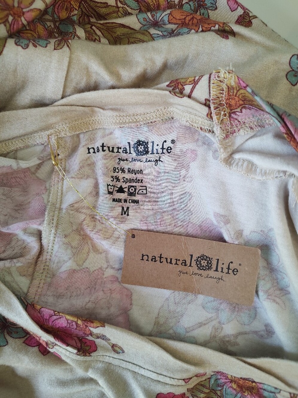 Natural Life ButterSoft Tee Dress English Garden Cream Floral Maxi Medium NWT - Picture 4 of 16